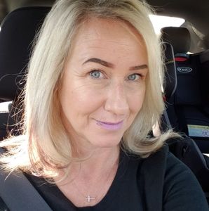 Meet your Posher, Michele